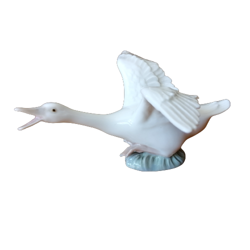 Lladro Ascending Swan Bird Figurine