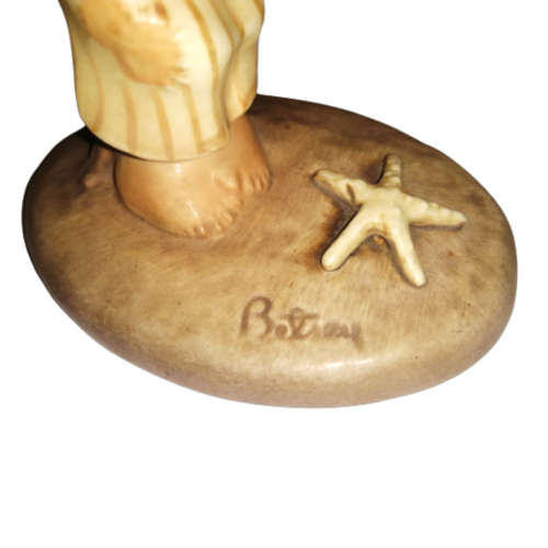 Goebel Hallmark 1972 Betsey Girl with Sea Shell West Germany
