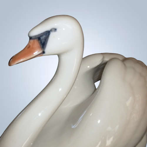 Royal Copenhagen Swan Figurine #755