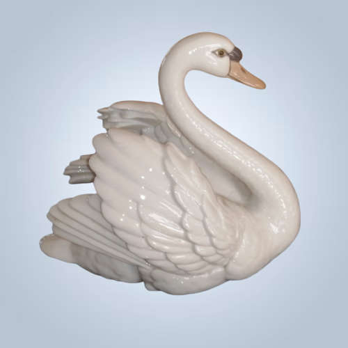 Lladro Swan Wings Spread Figurine Sculpture C1983 Retired