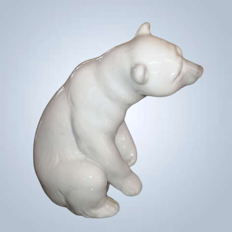 Lladro Large Sitting Polar Bear Figurine
