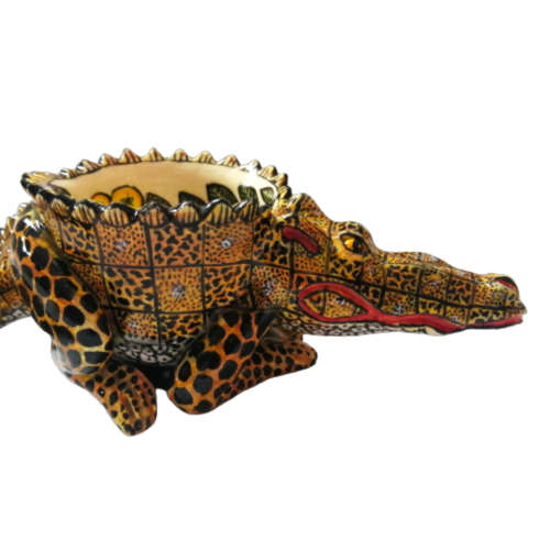 Ardmore Style Love Art Crocodile Dish Superb Detail