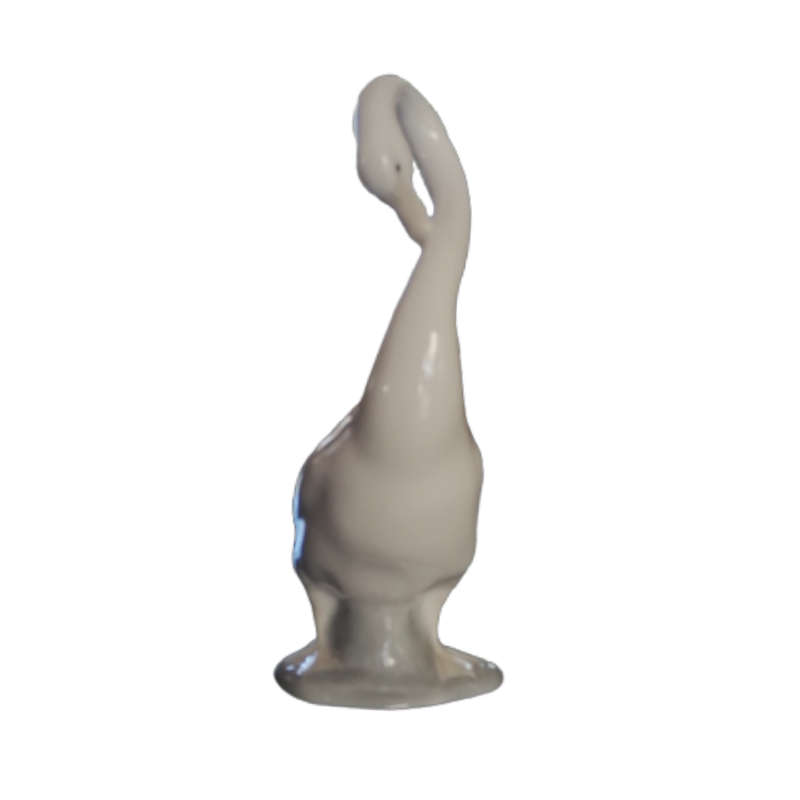 Lladro Nao Figure Features a Large Preening Goose