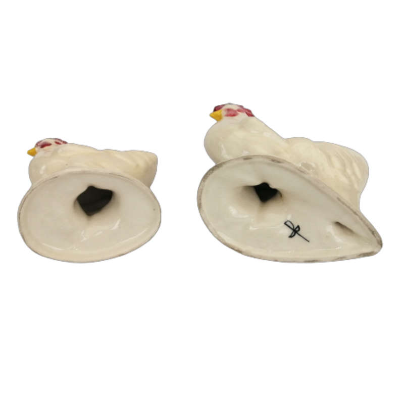 Italian Earthenware Pair of Hen and Cockerel were made in Italy
