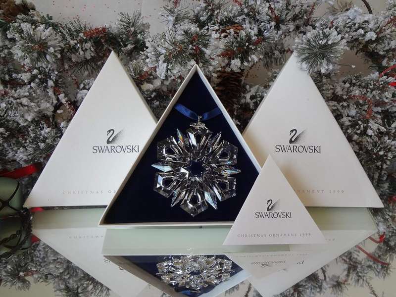 Swarovski 1999 Annual Edition Snowflake Christmas Ornament
