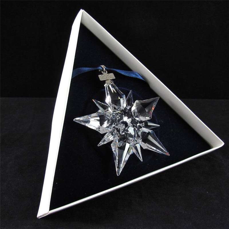 Swarovski 2001 Annual Edition Snowflake  Christmas Ornament