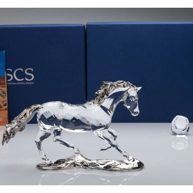 Swarovski Crystal Figurine SCS Annual Edition 2014 Mother Horse Esperanza