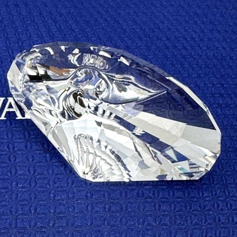 2015 Swarovski SCS Peacock Bird Paperweight 5063699