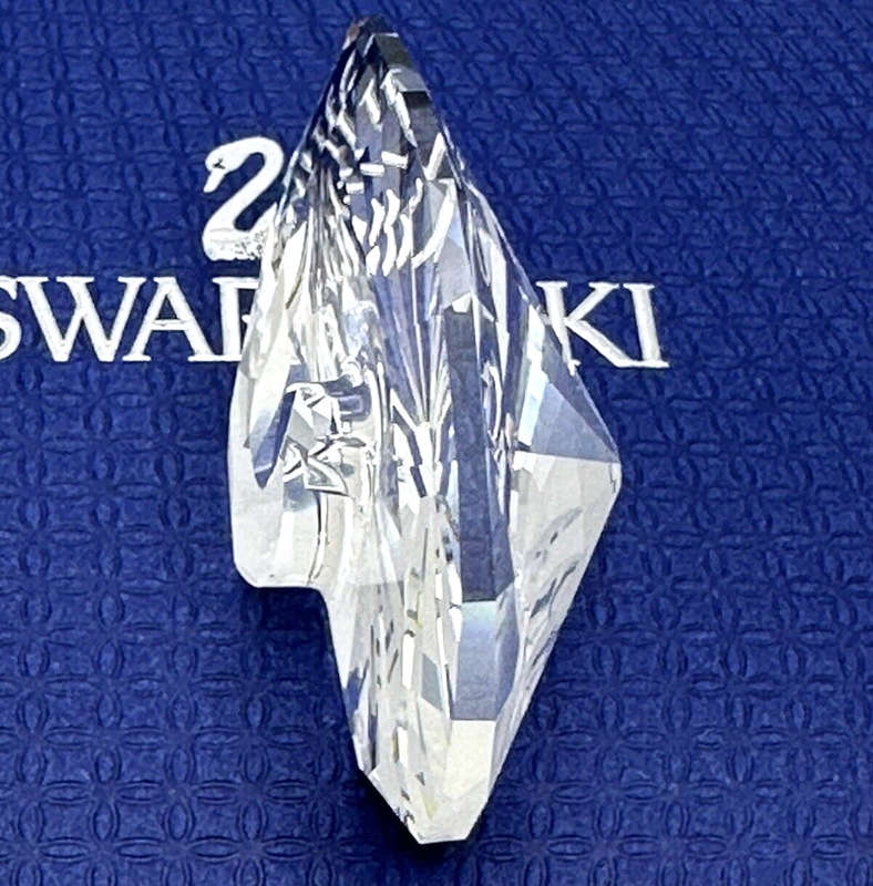 2015 Swarovski SCS Peacock Bird Paperweight 5063699