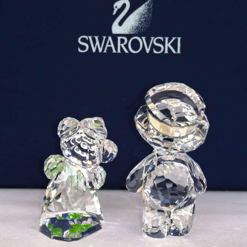 Swarovski Crystal Retired Kris Bear Bride and Groom