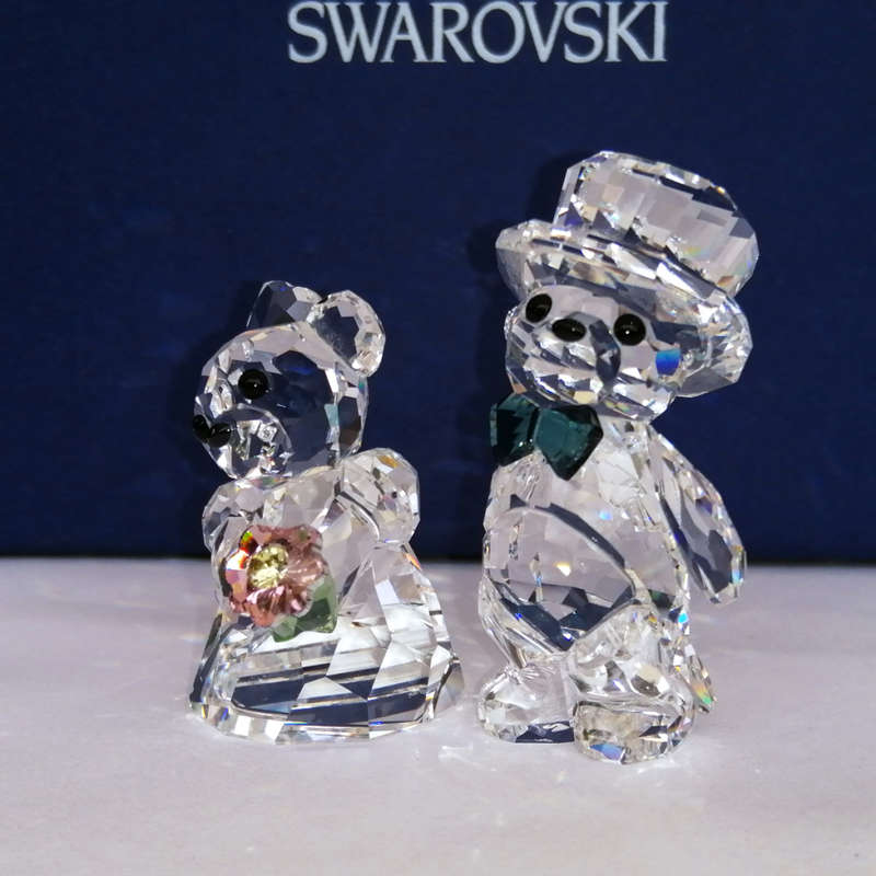 Swarovski Crystal Retired Kris Bear Bride and Groom