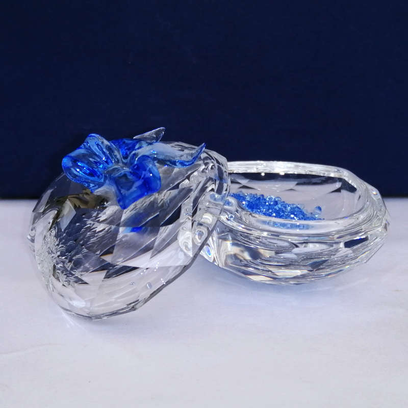 Swarovski Crystal Sweetheart Jewel Box was part of the Exquisite Accents Group