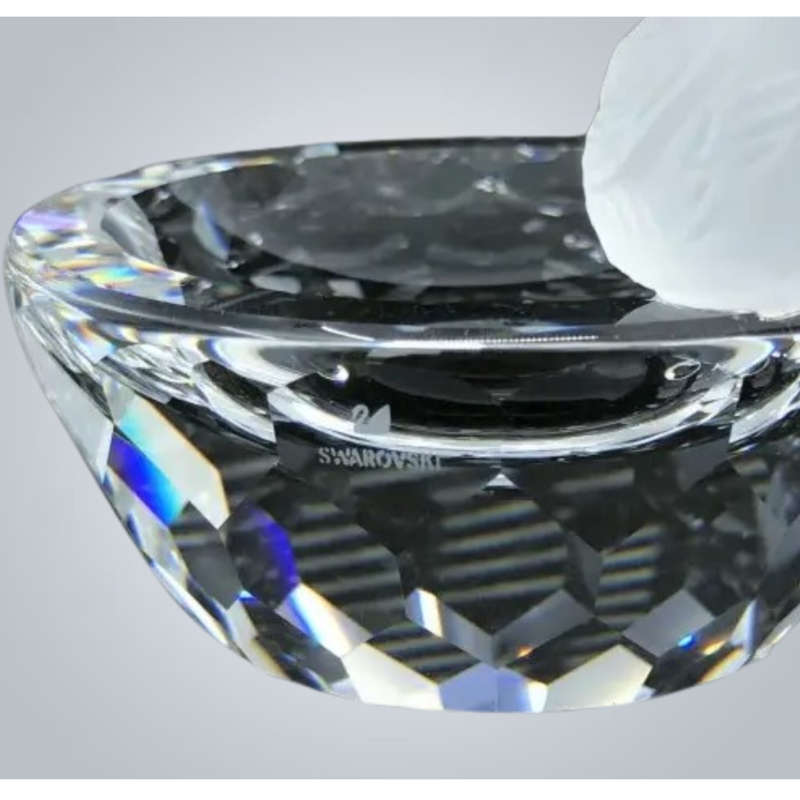Swarovski Crystal Bird Bath was part of the Feathered Friends