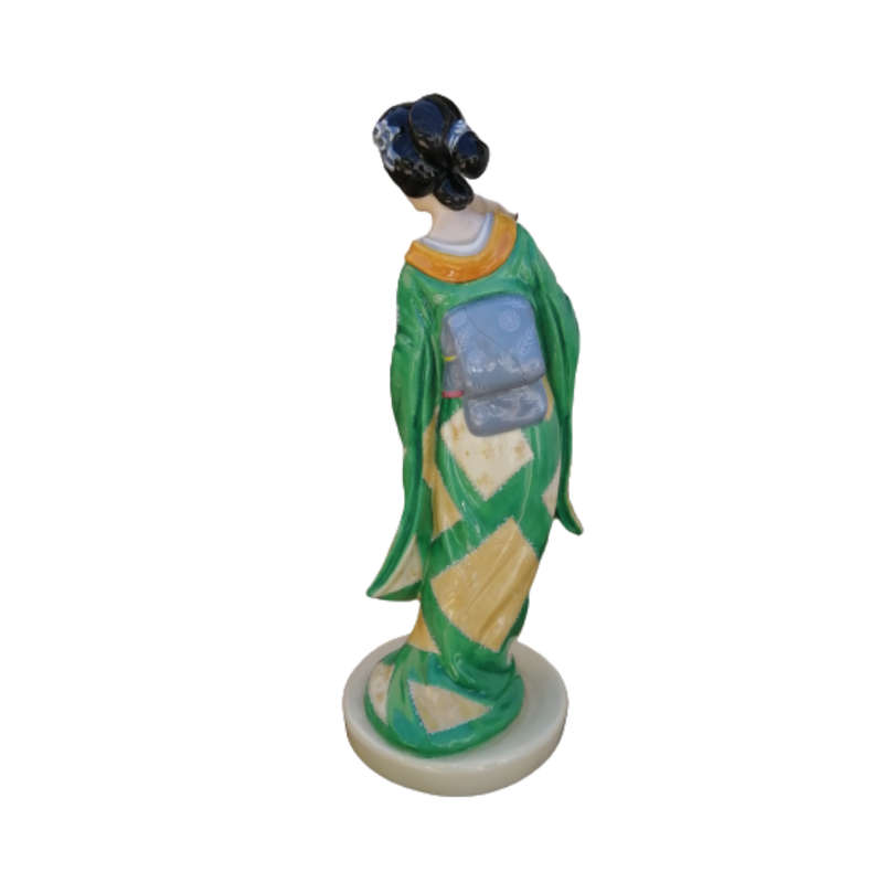 Royal Doulton Figurine HN2899 - `Yum Yum.` Geisha Girl Very Rare