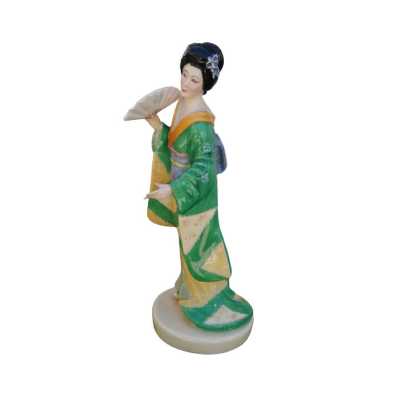 Royal Doulton Figurine HN2899 - `Yum Yum.` Geisha Girl Very Rare