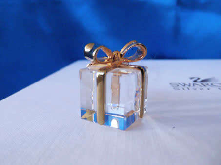 SWAROVSKI CRYSTAL MEMORIES MOMENTS Present GOLD PLATED