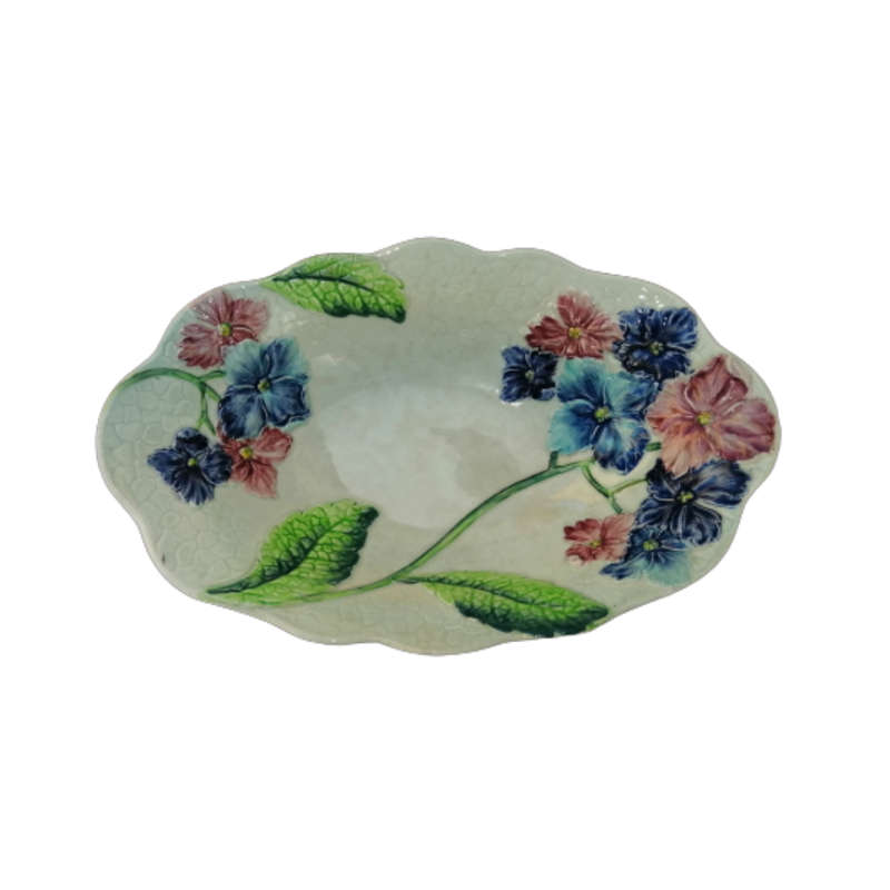 Carlton Wear Australia Hydrangea Design Embossed Salad Dish