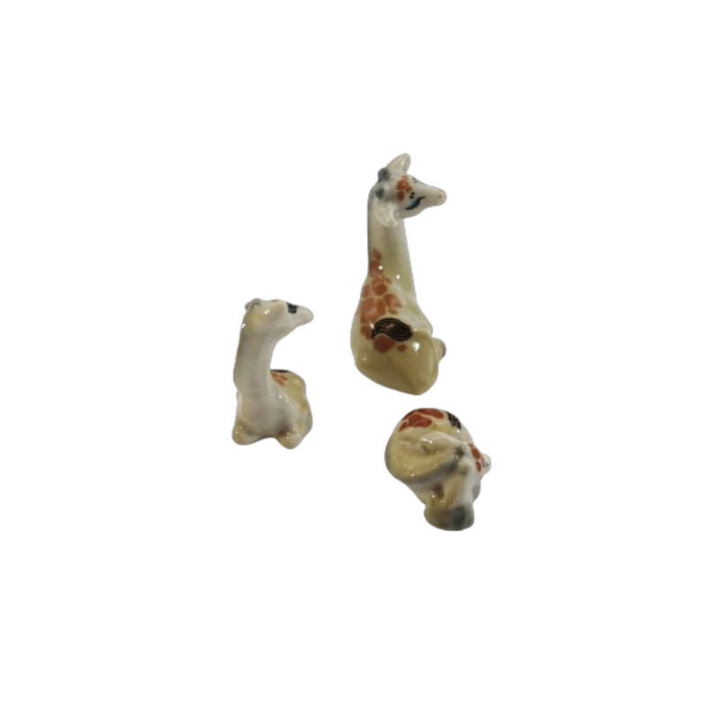 Wade 1962 -1986 Happy Family Giraffe Family