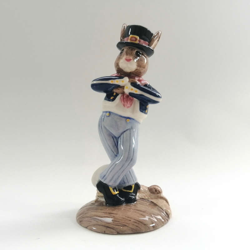Royal Doulton Bunnykins Hornpipe DB261