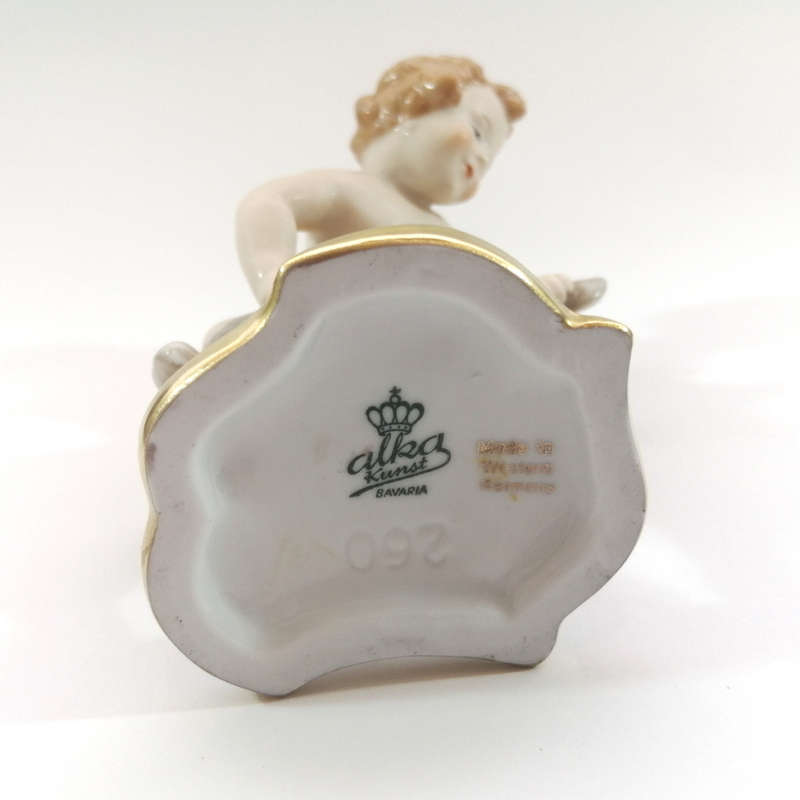 West German Alka Kunst Figurine Depicting a Putto with Lamb