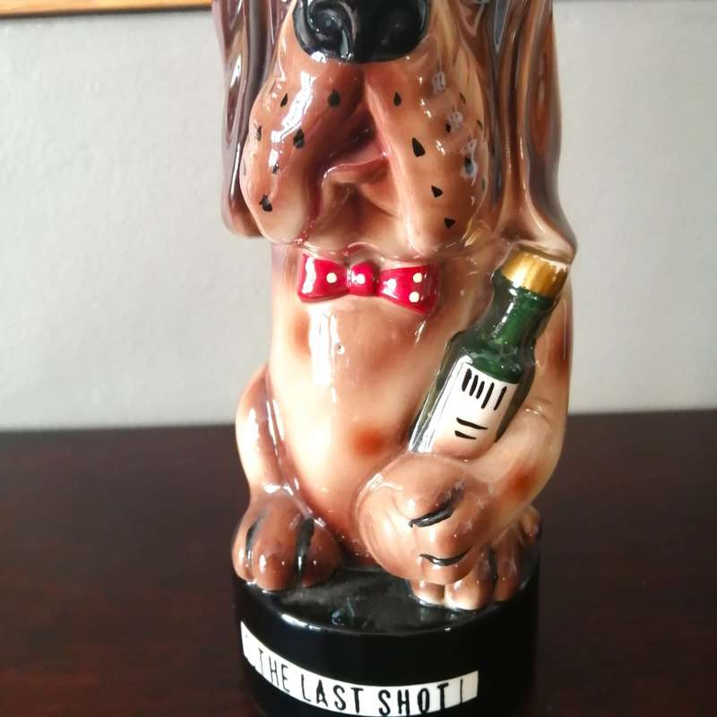 Large Vintage Character Drunk Dog Decaner