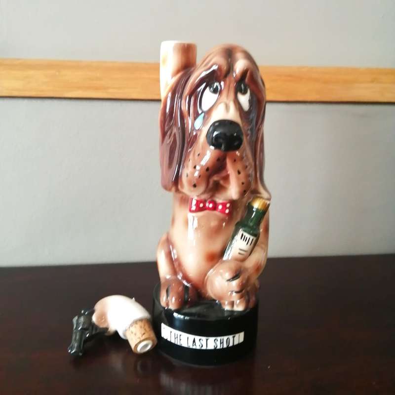 Large Vintage Character Drunk Dog Decaner