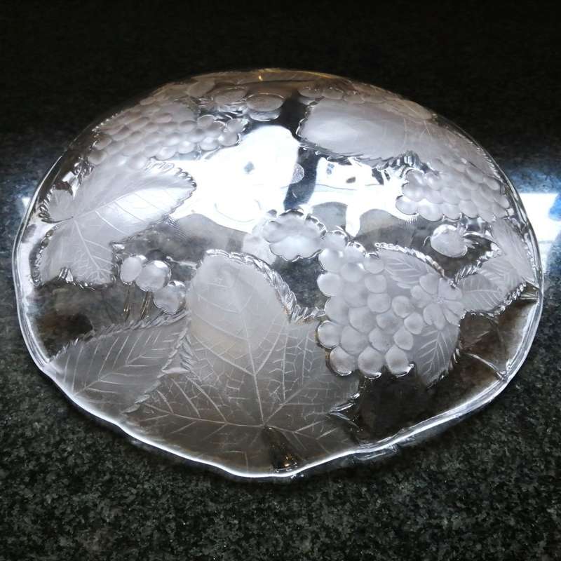 Large Round Contempory Snow Fruits Glass Platter