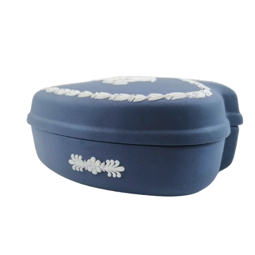 Wedgwood Jasper Portland Blue Spade Trinket Box