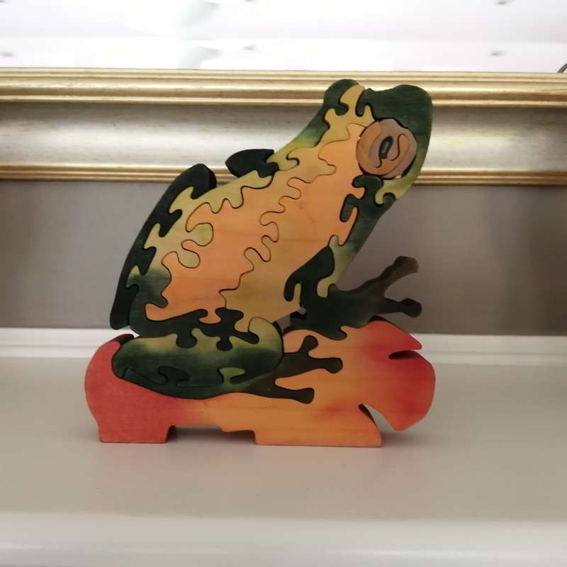 Large Wooden Jigsaw Frog