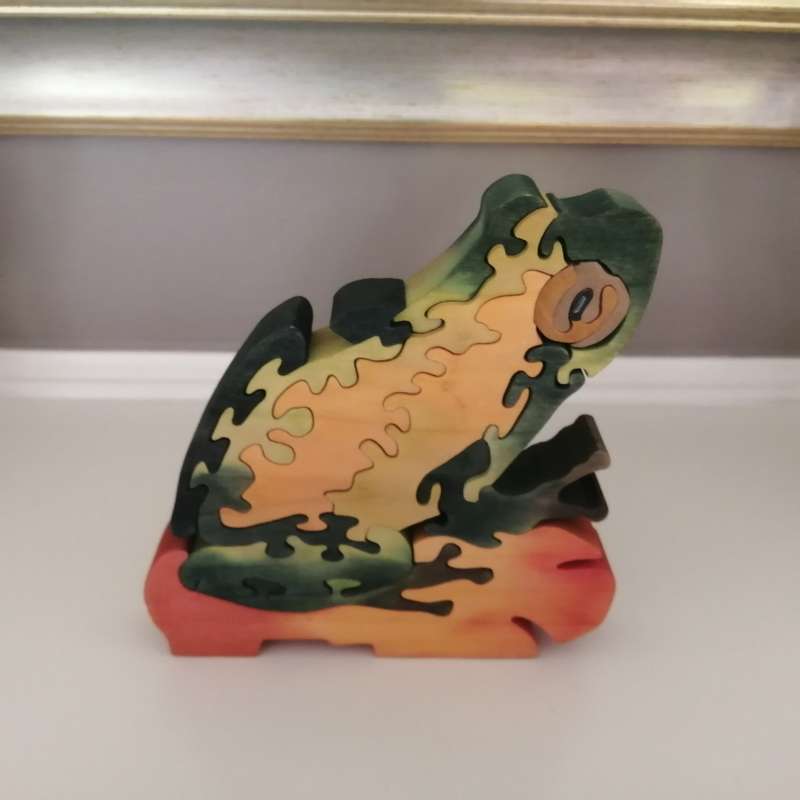 Large Wooden Jigsaw Frog