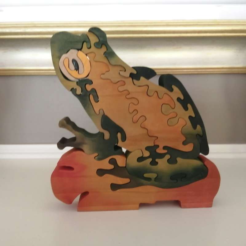 Large Wooden Jigsaw Frog