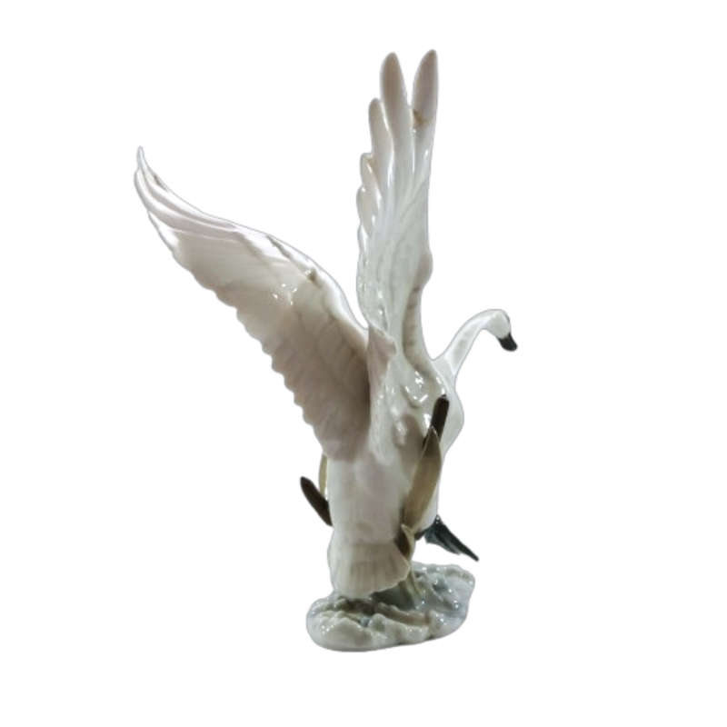 Hutschenreuther Vintage Porcelain `Swan in Flight` by artist Hans Achtziger