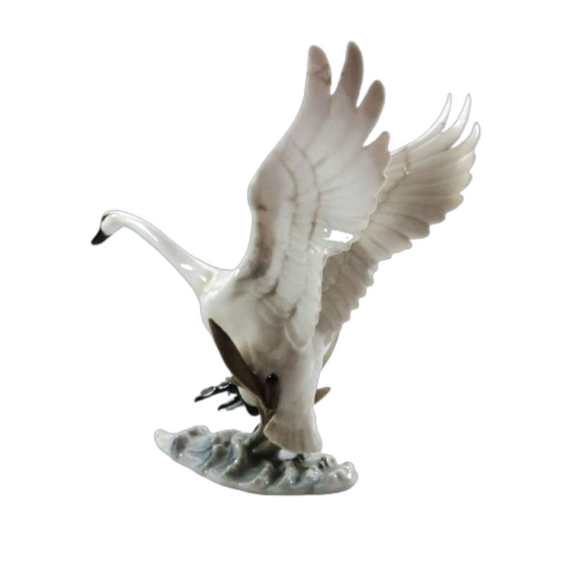Hutschenreuther Vintage Porcelain `Swan in Flight` by artist Hans Achtziger