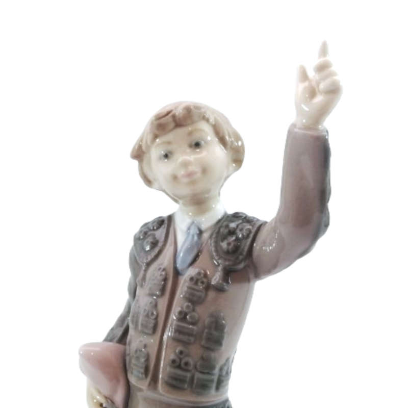 Lladro Figurine No. 5116  Little Boy Bullfighter