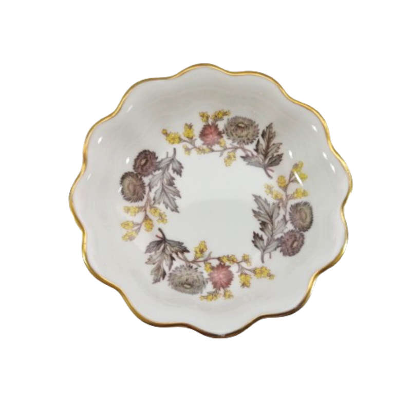 Wedgwood  Lichfield Scalloped Dish
