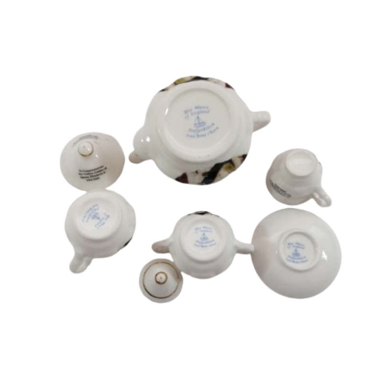 Commemorative Mini Tea Set for Queen Elizabeth 11 from 2002