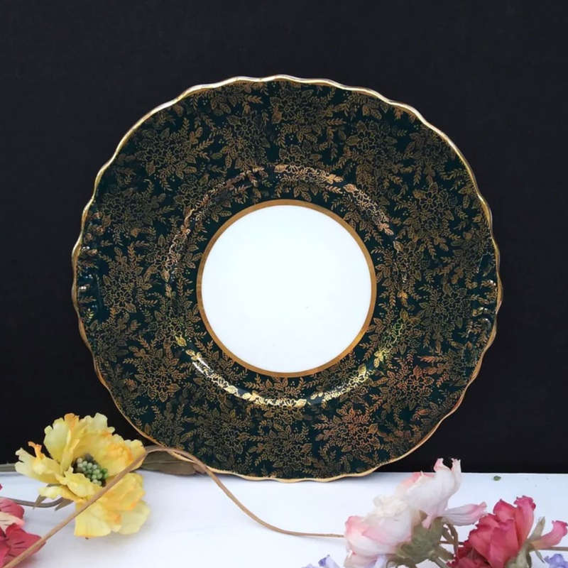 Cololough Bone China Cake Plate Gold Leaves on Forest Green