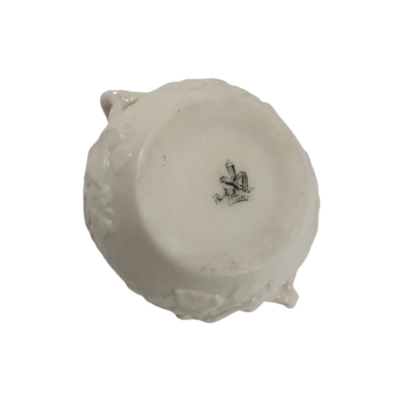 Belleek Ireland Ivory Sugar Bowl - Ivy Pattern