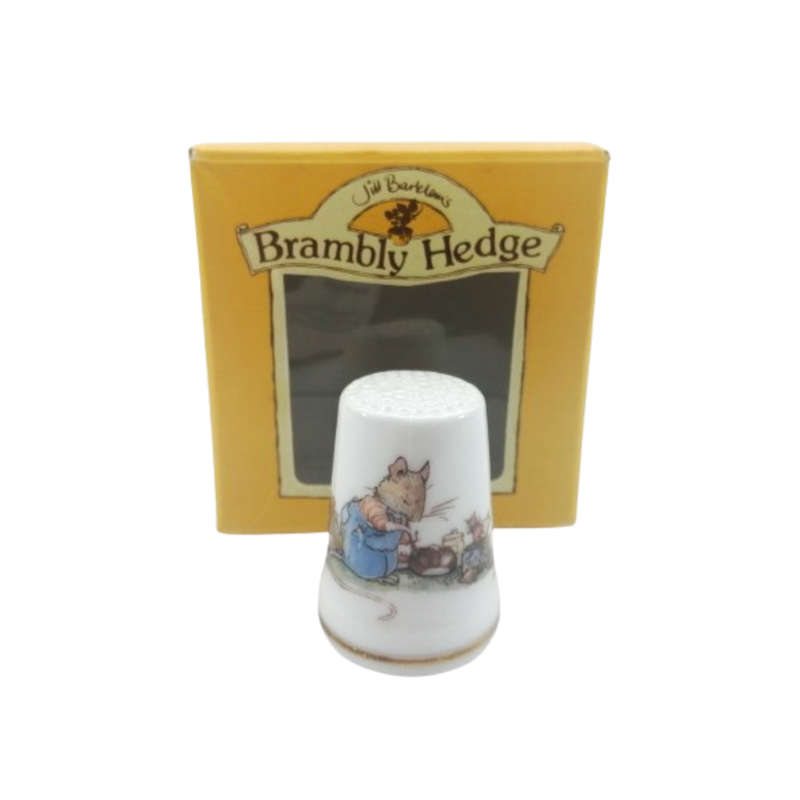 Royal Doulton Brambly Hedge China Thimble Wilfred Playing his Whistle, Boxed