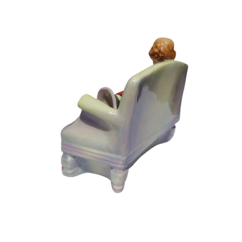 Royal Doulton Figurine Sweet and Twenty - HN 1298