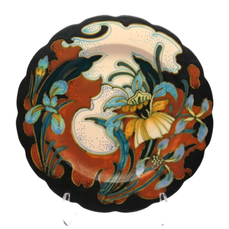 Gouda Pair of Art Deco Wall Plates  500/1983