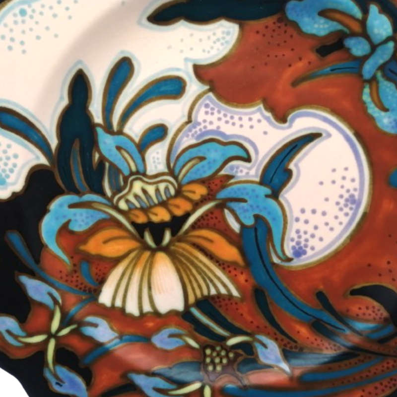 Gouda Pair of Art Deco Wall Plates  500/1983