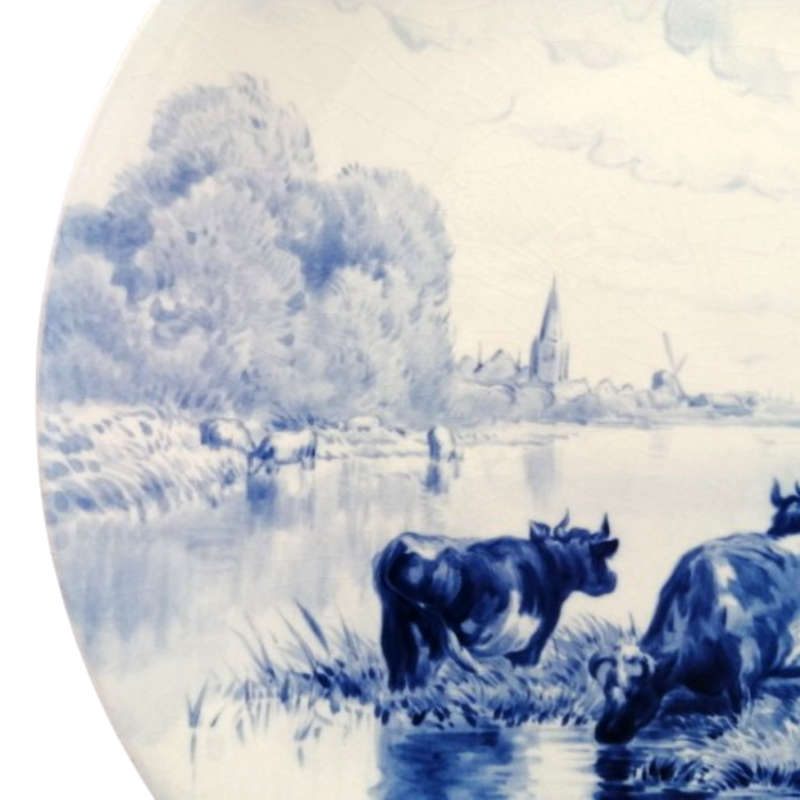 Delft porceleyne fles cow plate after Roelofs by Jaap Gidding Plate