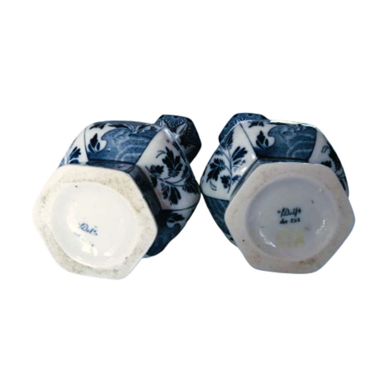 A pair of early 20th century Mosa Maastricht delft blue and white vases