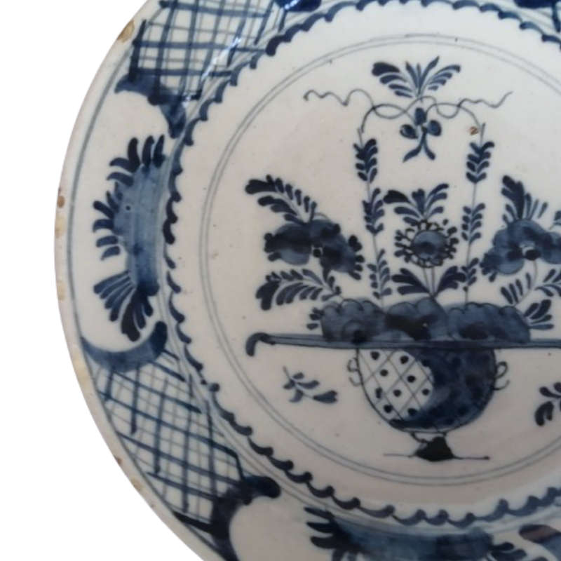 Holland DELFT c18th Decorative Wall Plate Hand Painted