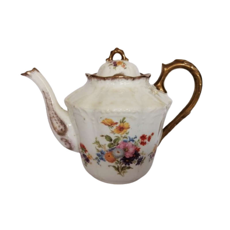 Atlas Chapman China dating from 1906-1910 floral china Tea Pot