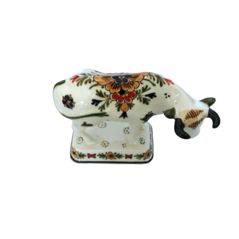 De Porcrleyne Fles Royal Delft Polychrome Right facing Bull Cow