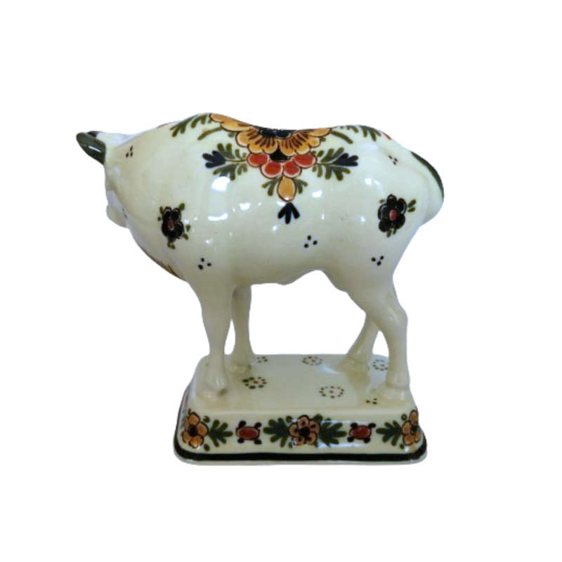 De Porcrleyne Fles Royal Delft Polychrome Right facing Bull Cow