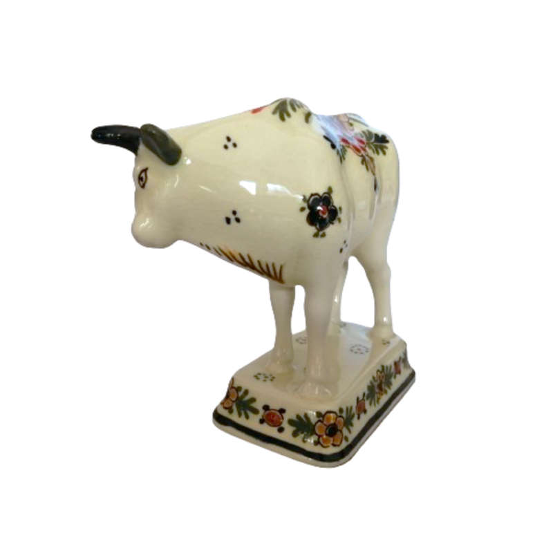 De Porcrleyne Fles Royal Delft Polychrome Right facing Bull Cow