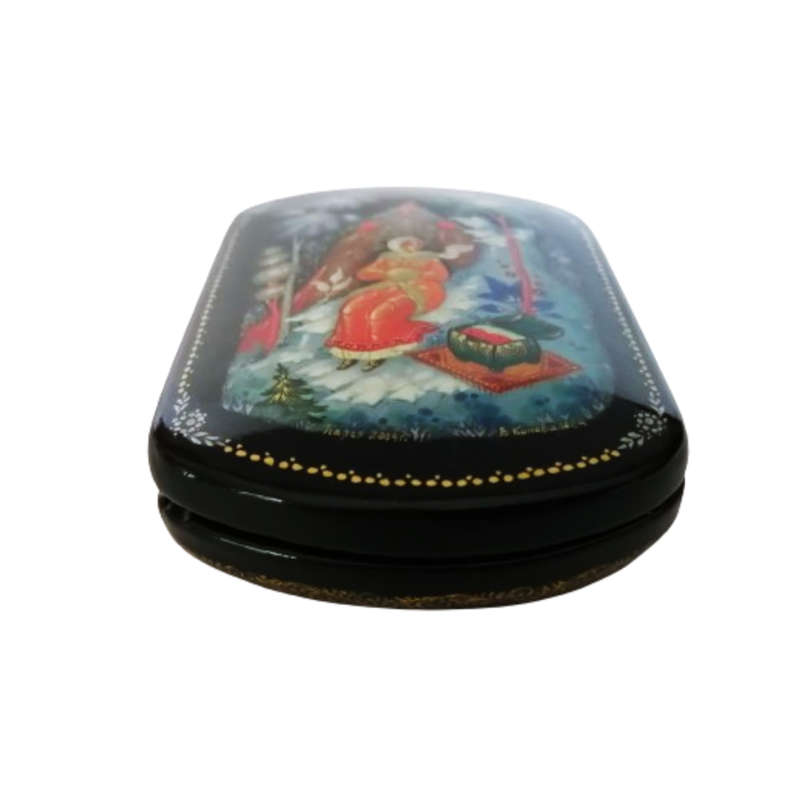 Russian Black lacquer Paper mache Trinket box Signed